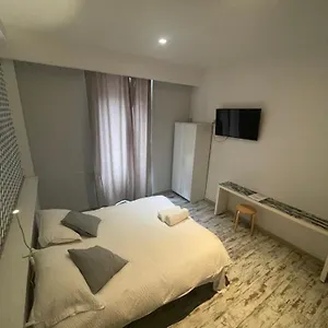 3* B&B 모시 모시 비비